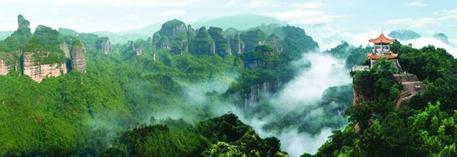 連州地下河、湟川三峽、萬山朝王美食兩天團(tuán)