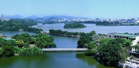 惠州西湖、紅花湖單車、奧地利小鎮(zhèn)、住樂逸溫泉、羅浮山兩日游